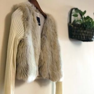 🧡Cute &Elegant Faux Fur Top🧡